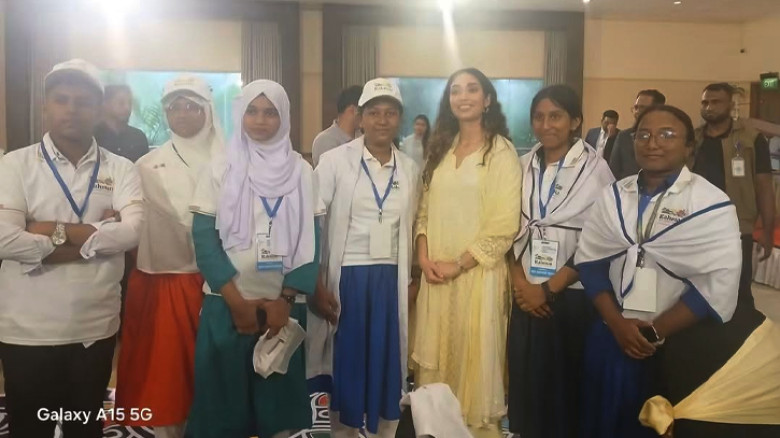 জাইমা রহমানের সঙ্গে আখাউড়ার কৃতি শিক্ষার্থীদের শুভেচ্ছা বিনিময়