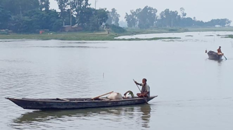 উজানের ঢলে নদ-নদীর পানি বাড়ছে, কুড়িগ্রামে এখনো বন্যার শঙ্কা নেই