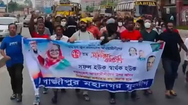 ‘সামনে আসবি না, মাইরা ফালামু’: পুলিশকে হুমকি যুবলীগের