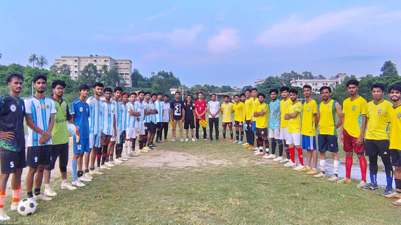 কুবিতে স্পোর্টস ক্লাবের উদ্যোগে আর্জেন্টিনা-ব্রাজিলের প্রীতি ম্যাচ অনুষ্ঠিত