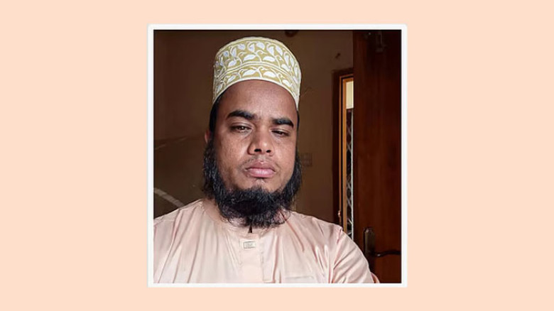 মসজিদের ভেতর থেকে ইমামের ঝুলন্ত লাশ উদ্ধার, পাশে চিরকুট