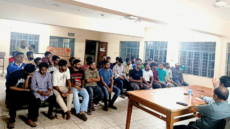 কুবির শহীদ ধীরেন্দ্রনাথ দত্ত হলে সমস্যার সমাধানে মতবিনিময় সভা