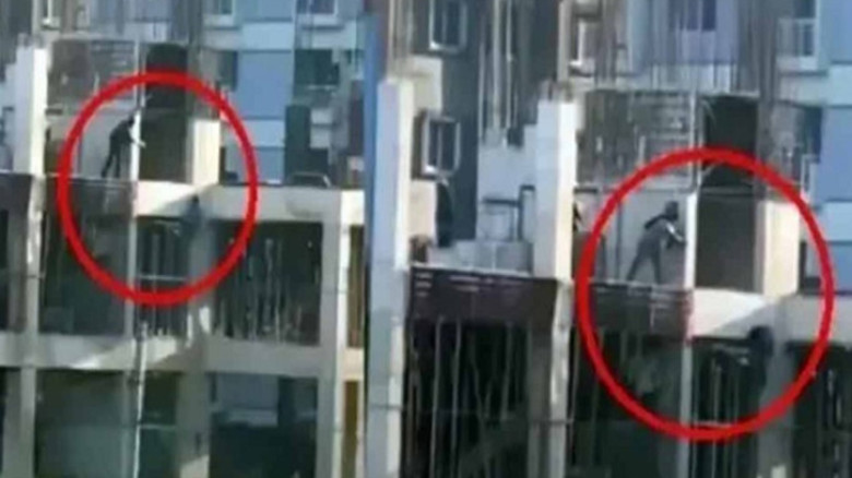 রামপুরায় কার্নিশে ঝুলে থাকা তরুণকে গুলি: সাবেক ডিএমপি কমিশনার হাবিবসহ ৩ পুলিশের মৃত্যুদণ্ড