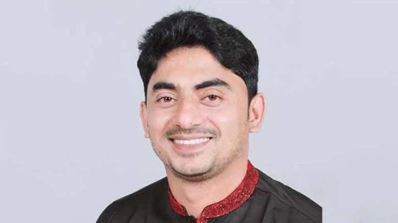 কাতার থেকে ফিরেই বিমানবন্দরে আটক স্বেচ্ছাসেবক লীগ নেতা