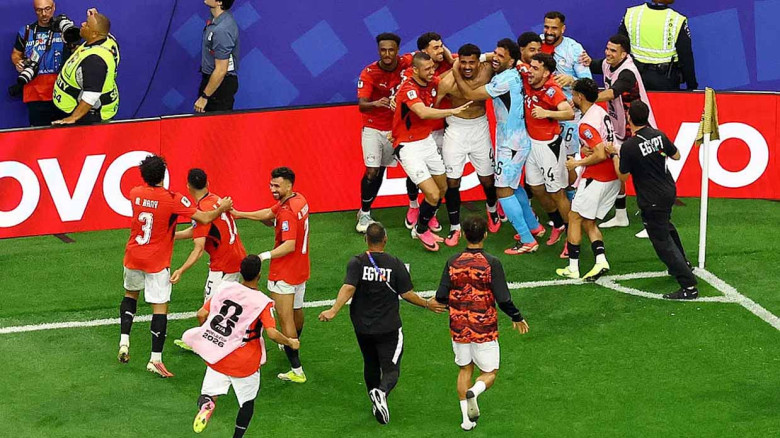 ইতিহাস গড়ে শেষ ষোলতে মিশর