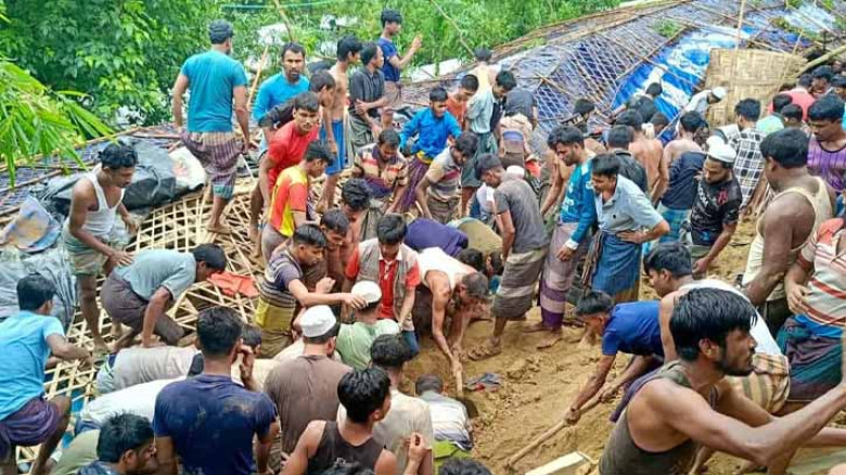 উখিয়ায় পাহাড়ধসের ঘটনায় মৃত বেড়ে ৮, জীবিত উদ্ধার ১৪