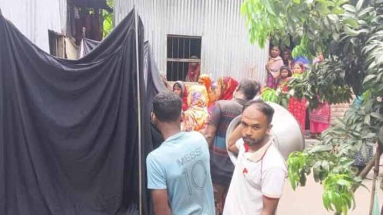 নিশ্চিত মৃত্যু জেনেও স্বামীর হাত ছাড়েননি স্ত্রী, কুড়িগ্রামে বিদ্যুৎস্পর্শে দুজনেরই মৃত্যু