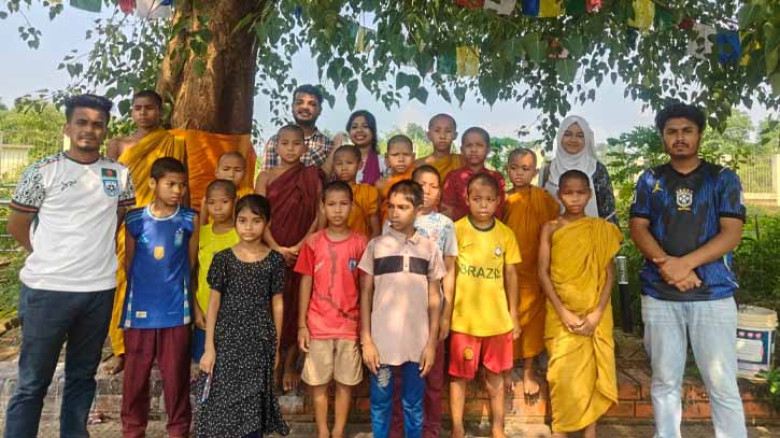 অনাথ শিশুদের স্বনির্ভর করতে কুবি শিক্ষার্থীদের উদ্যোগ