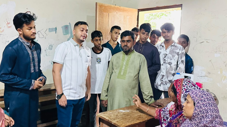 রাঙামাটিতে আশ্রয়কেন্দ্র পরিদর্শন করলেন জেলা পরিষদ সদস্য হাবীব আজম