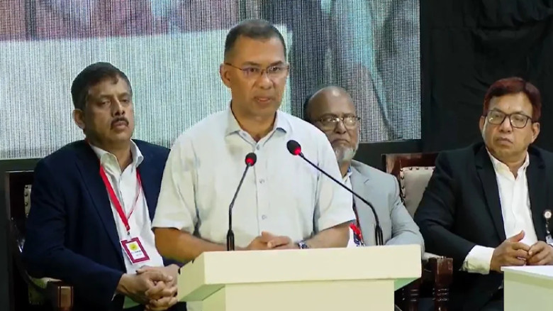 দেশে ২৫ হাজার মিডওয়াইফ নিয়োগ দেওয়া হবে: প্রধানমন্ত্রী