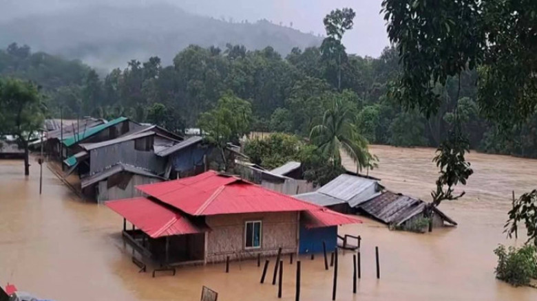 অতিবৃষ্টি ও পাহাড়ি ঢলে ৭ জেলায় ভয়াবহ বন্যা, মৃত্যু বেড়ে ৪৪