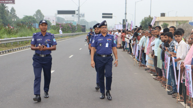 প্রধানমন্ত্রীর সফর: ঢাকা-মাওয়া এক্সপ্রেসওয়েতে কঠোর নিরাপত্তা