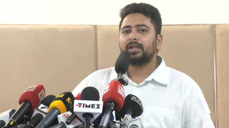 আইনশৃঙ্খলা উন্নয়নে স্বরাষ্ট্রমন্ত্রীর তৎপরতা নেই: নাহিদ ইসলাম