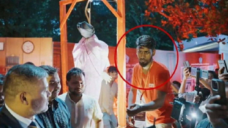 গলায় শিবিরের আইডি কার্ড দেখে বিশ্বাস, ফোন হারালেন এমপি আরমান