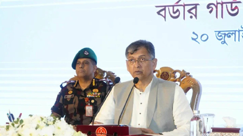 আইনি প্রক্রিয়ার বাইরে পুশ ইন করতে দেওয়া হবে না: স্বরাষ্ট্রমন্ত্রী