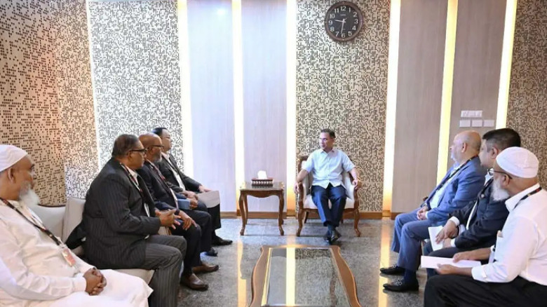 প্রধানমন্ত্রীর সঙ্গে টেক্সটাইল মিলস অ্যাসোসিয়েশনের নেতাদের সৌজন্য সাক্ষাৎ